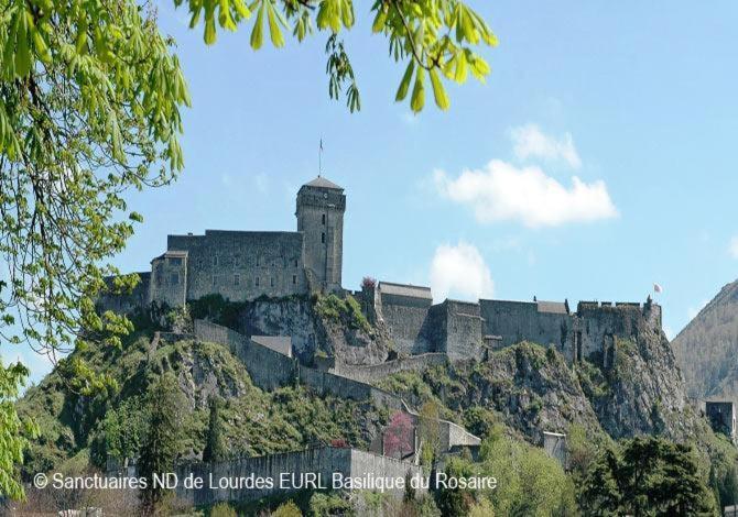 Appart Lourdes 100 M Gare - 4 Places Avec Balcon 10Mn Sanctuaire Екстер'єр фото